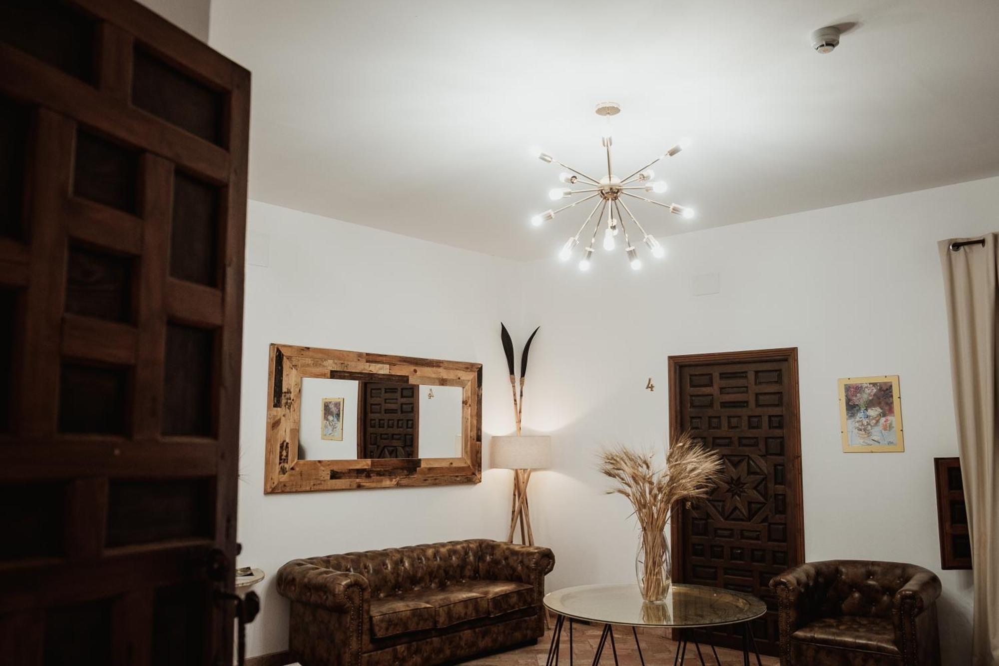 Hostal Cafe Frenteabastos Carmona Kültér fotó