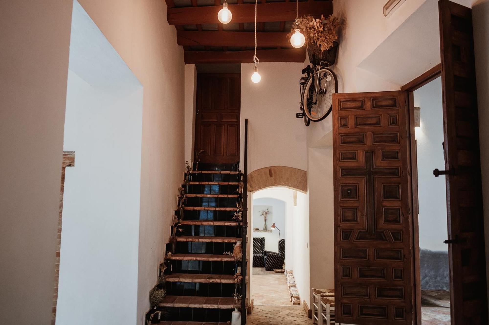 Hostal Cafe Frenteabastos Carmona Kültér fotó