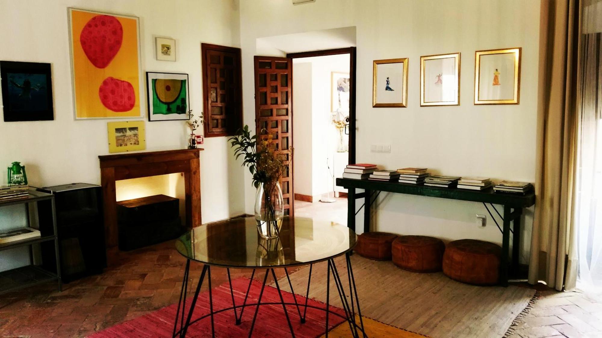 Hostal Cafe Frenteabastos Carmona Kültér fotó