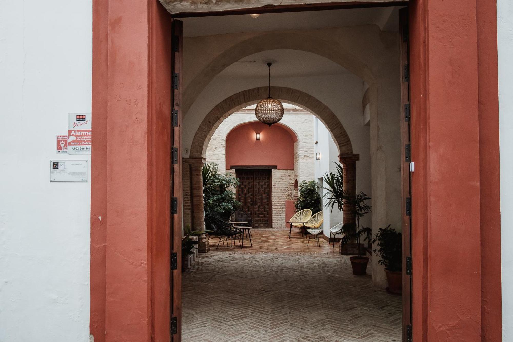 Hostal Cafe Frenteabastos Carmona Kültér fotó