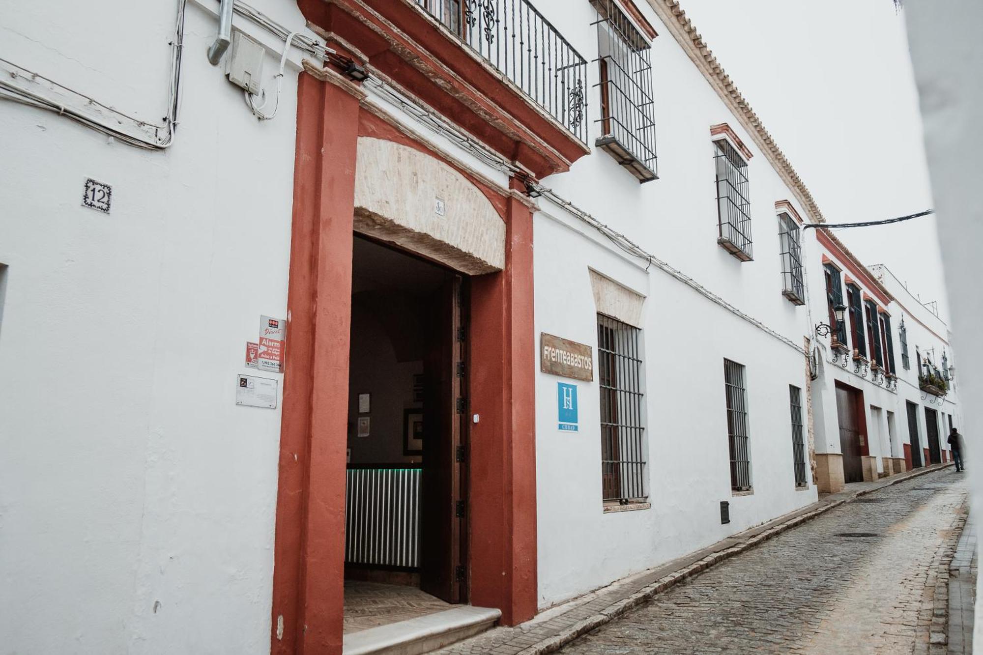 Hostal Cafe Frenteabastos Carmona Kültér fotó