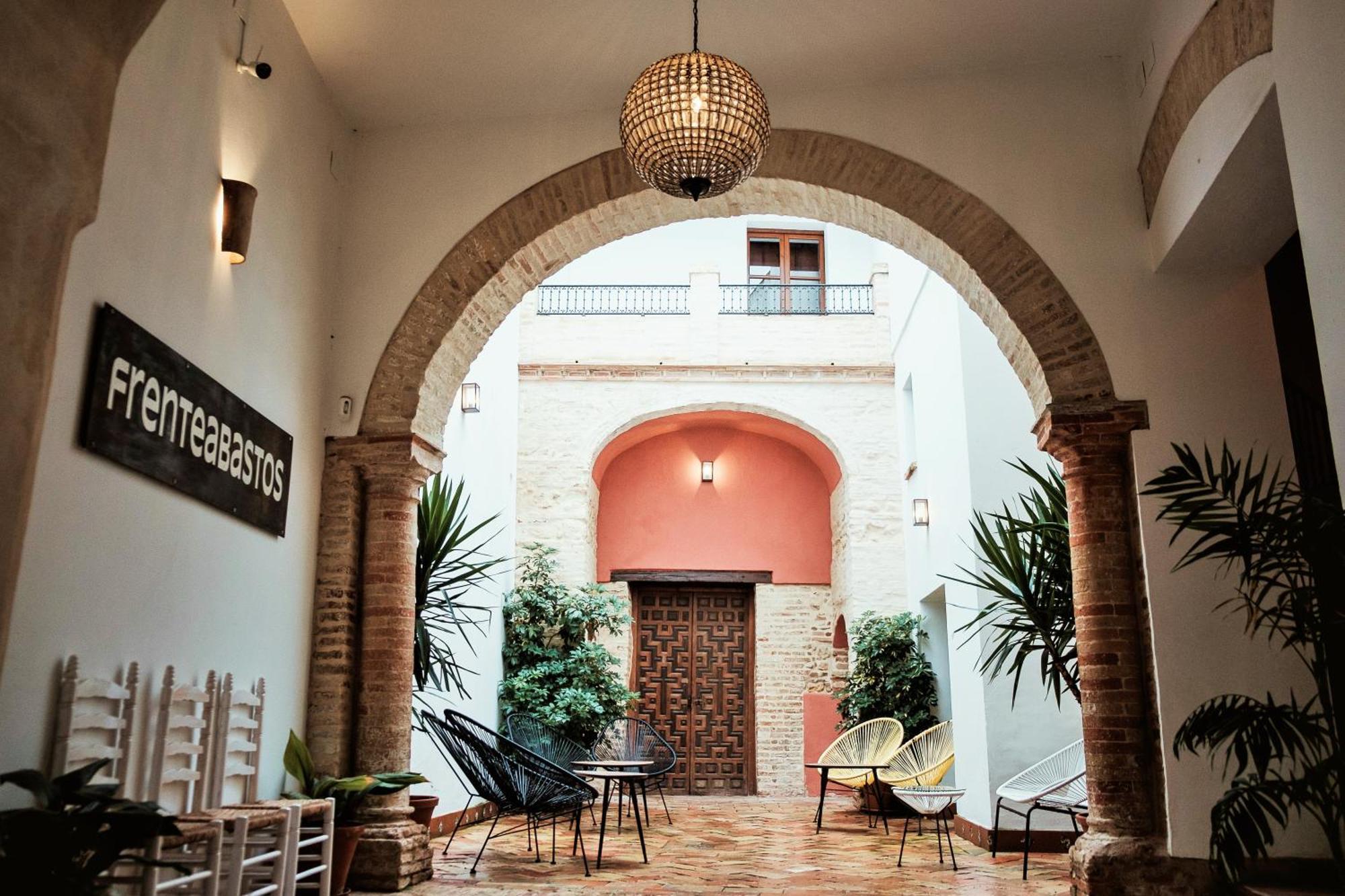 Hostal Cafe Frenteabastos Carmona Kültér fotó