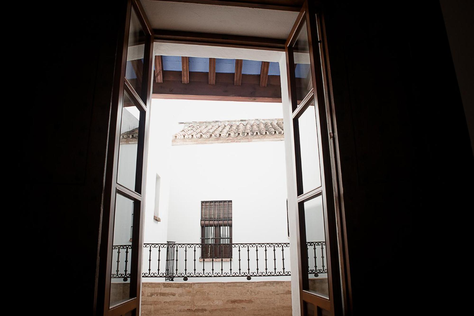 Hostal Cafe Frenteabastos Carmona Kültér fotó